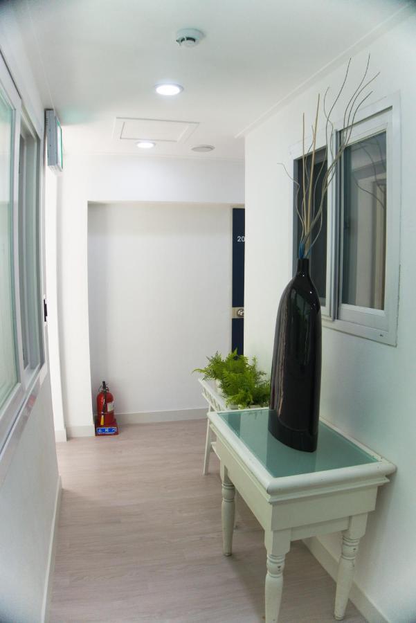 G-Star Guesthouse Сеул Экстерьер фото